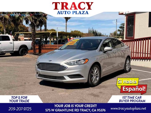 2017 Ford Fusion SE FWD photo