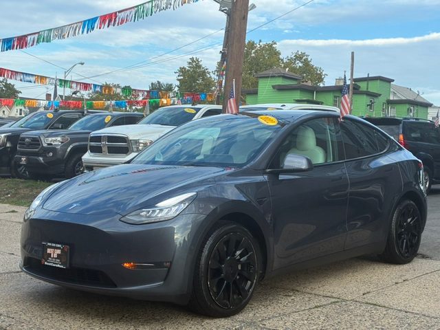 2022 Tesla Model Y Long Range AWD photo