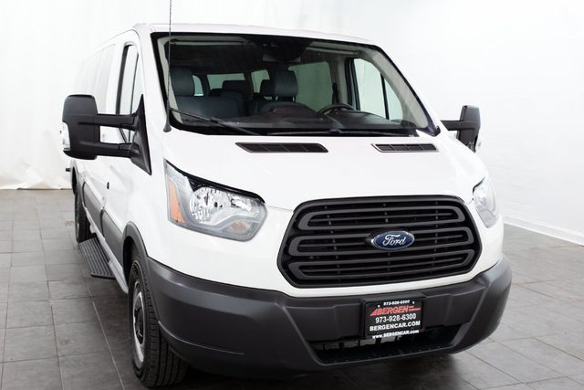 2018 Ford Transit Passenger Wagon XL RWD photo