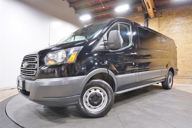 2018 Ford Transit Passenger Wagon XL RWD photo