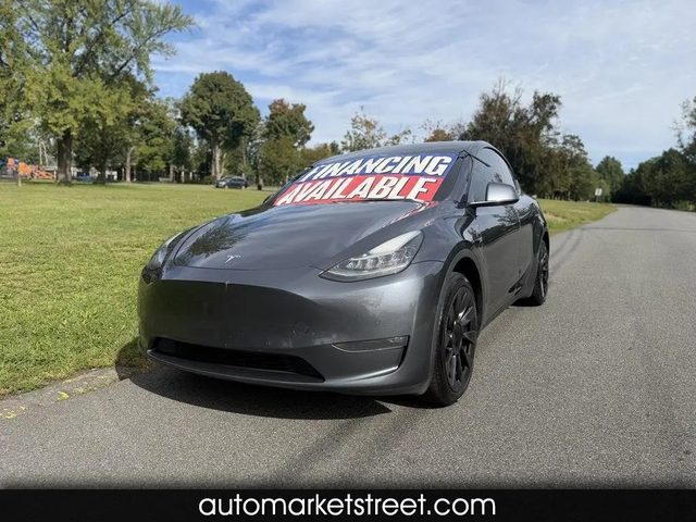 2022 Tesla Model Y Long Range AWD photo