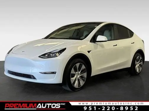 2022 Tesla Model Y Long Range AWD photo