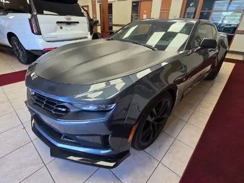 2021 Chevrolet Camaro 2LT RWD photo
