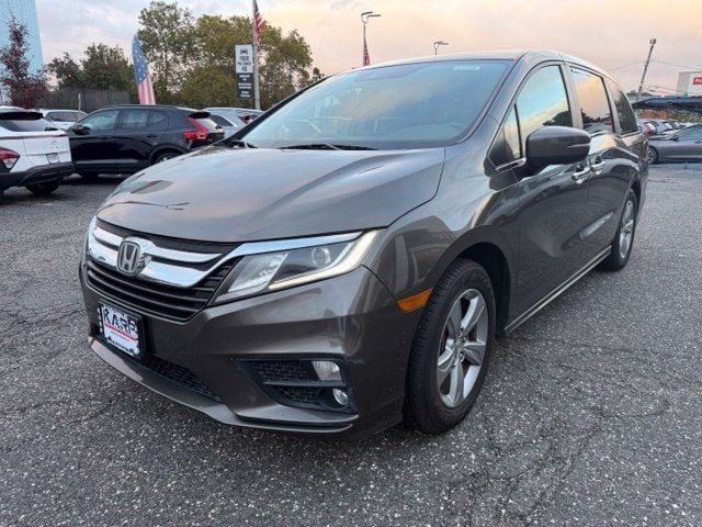 2018 Honda Odyssey EX-L FWD photo