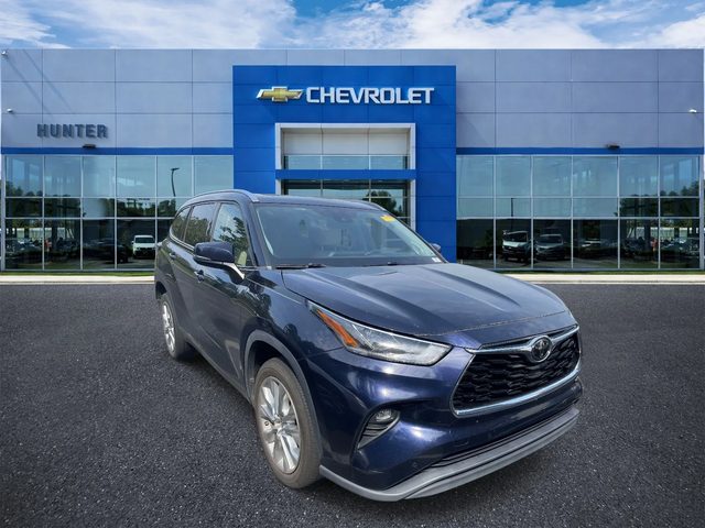 2022 Toyota Highlander Limited FWD photo