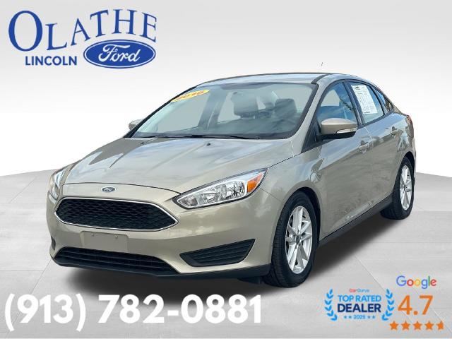 2016 Ford Focus SE FWD photo