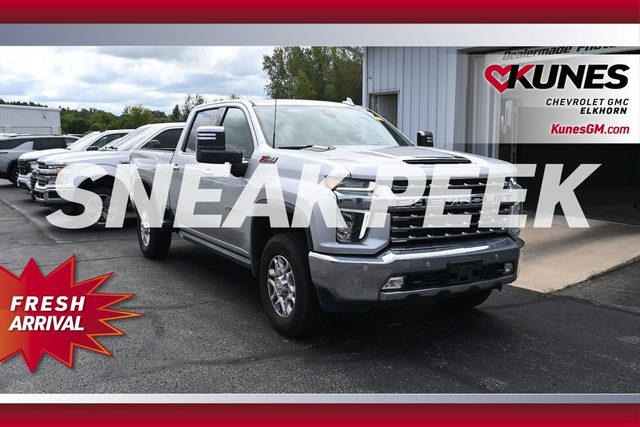 2023 Chevrolet Silverado 2500HD LTZ 4WD photo