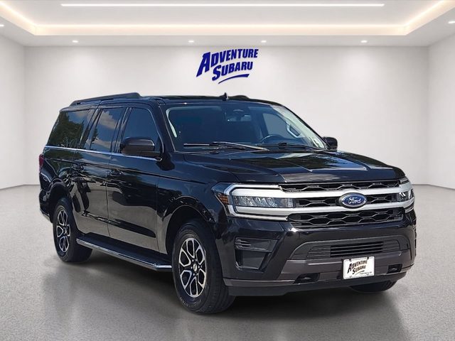 2023 Ford Expedition Max XLT 4WD photo