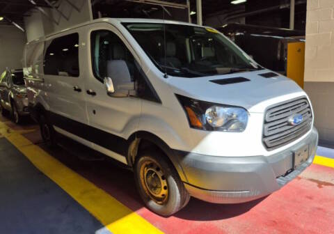 2018 Ford Transit Van  RWD photo
