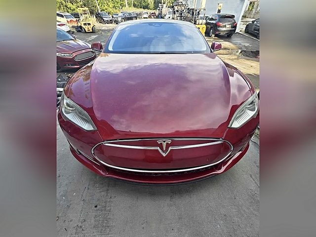 2015 Tesla Model S AWD photo