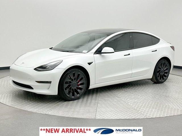 2023 Tesla Model 3 Performance AWD photo