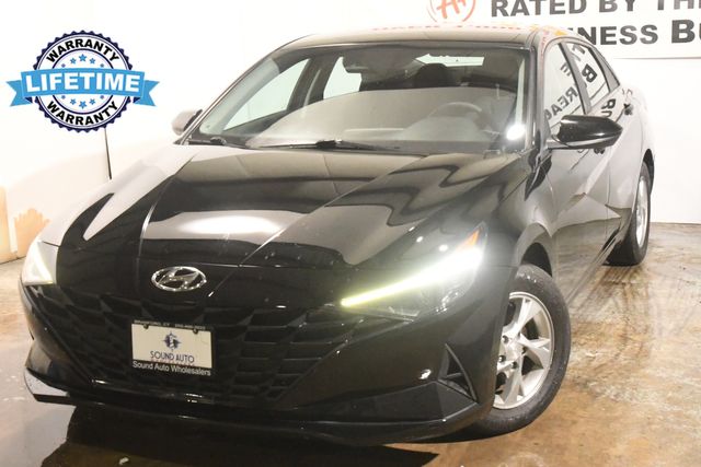 2023 Hyundai Elantra SE FWD photo