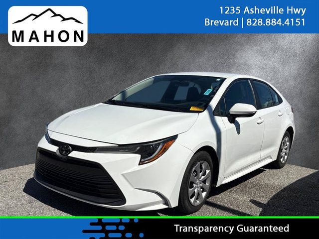 2023 Toyota Corolla LE FWD photo