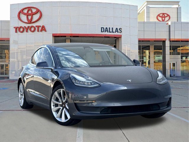 2020 Tesla Model 3 Long Range AWD photo