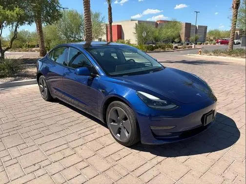 2023 Tesla Model 3 RWD photo