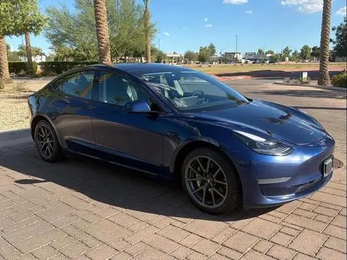 2022 Tesla Model 3 RWD photo