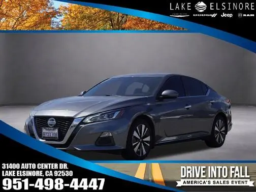 2021 Nissan Altima 2.5 SV FWD photo