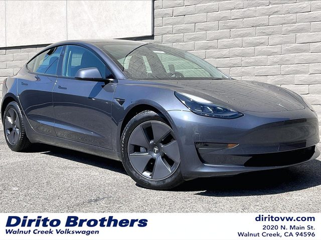 2023 Tesla Model 3 RWD photo
