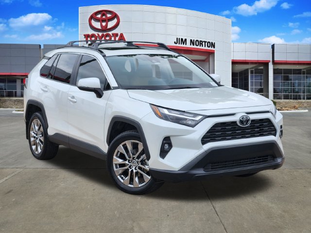 2023 Toyota RAV4 XLE Premium FWD photo