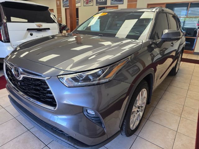 2022 Toyota Highlander Limited AWD photo