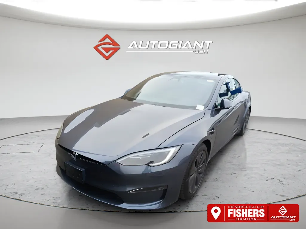 2022 Tesla Model S  AWD photo