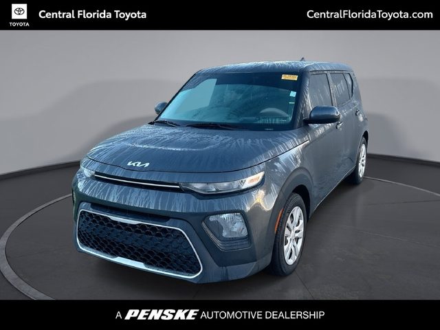 2022 Kia Soul LX FWD photo
