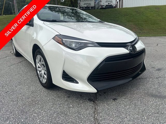 2019 Toyota Corolla LE FWD photo