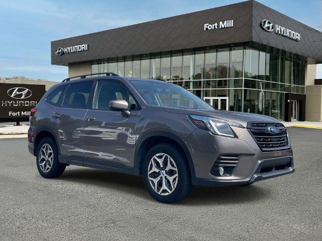 2023 Subaru Forester Premium AWD photo