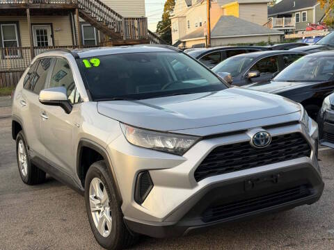 2019 Toyota RAV4 Hybrid LE AWD photo