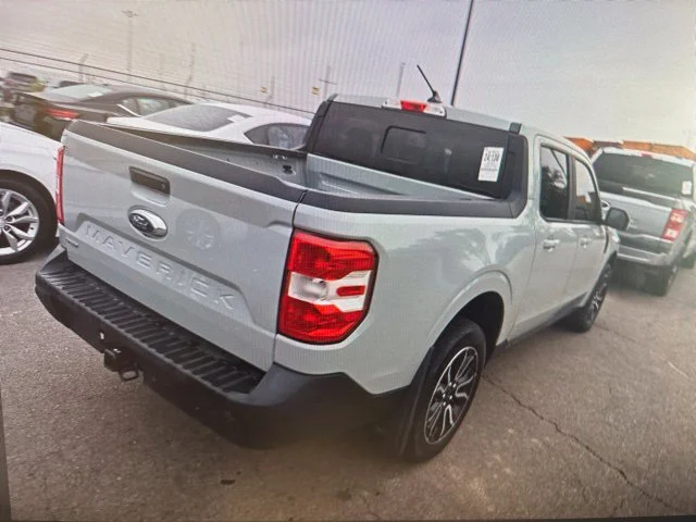 2023 Ford Maverick LARIAT FWD photo