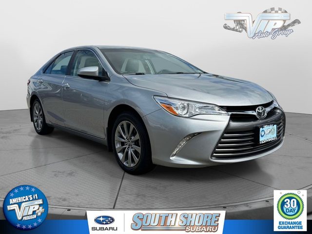 2016 Toyota Camry XLE FWD photo