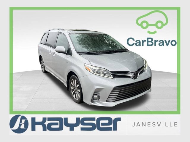 2020 Toyota Sienna XLE AWD photo