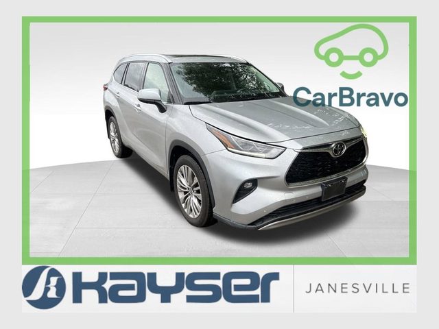 2022 Toyota Highlander Platinum AWD photo