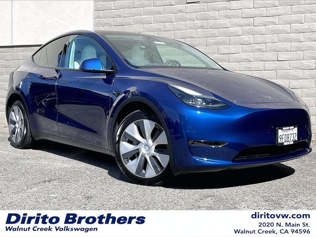 2023 Tesla Model Y Long Range AWD photo