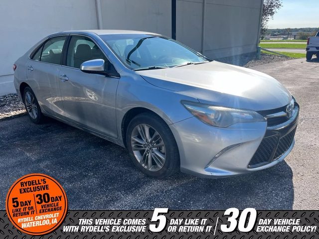2016 Toyota Camry SE FWD photo