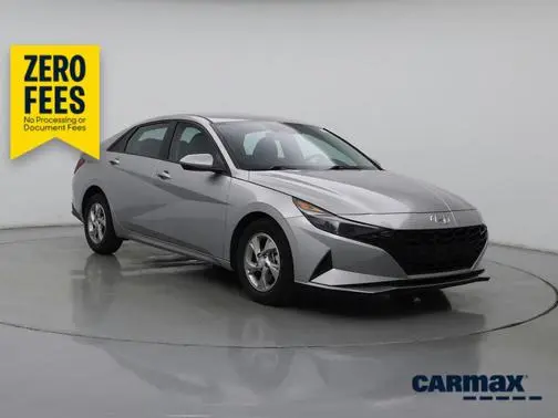 2022 Hyundai Elantra SE FWD photo