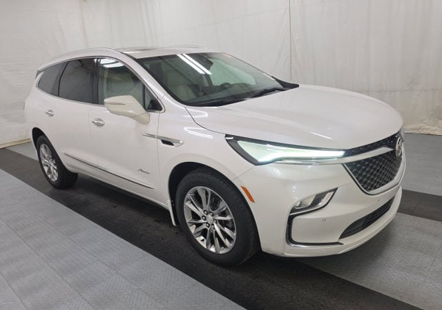2022 Buick Enclave Avenir AWD photo