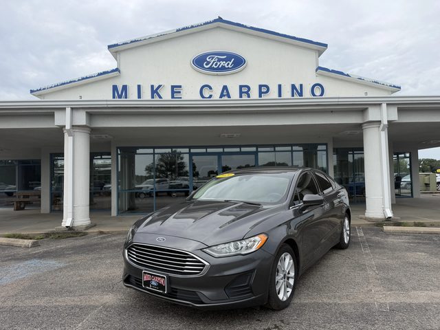 2020 Ford Fusion SE FWD photo