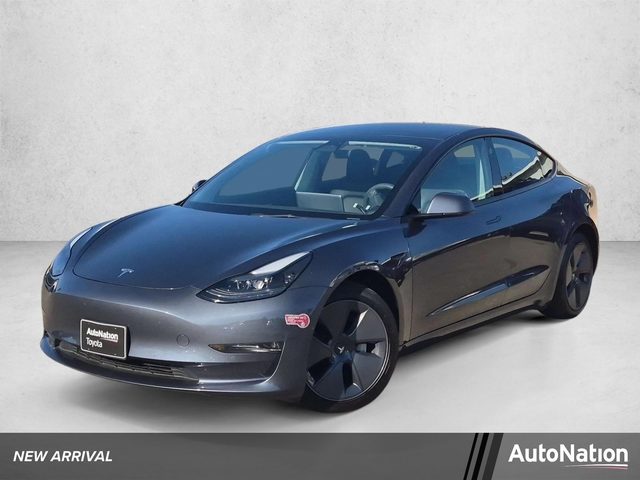 2022 Tesla Model 3 Long Range AWD photo