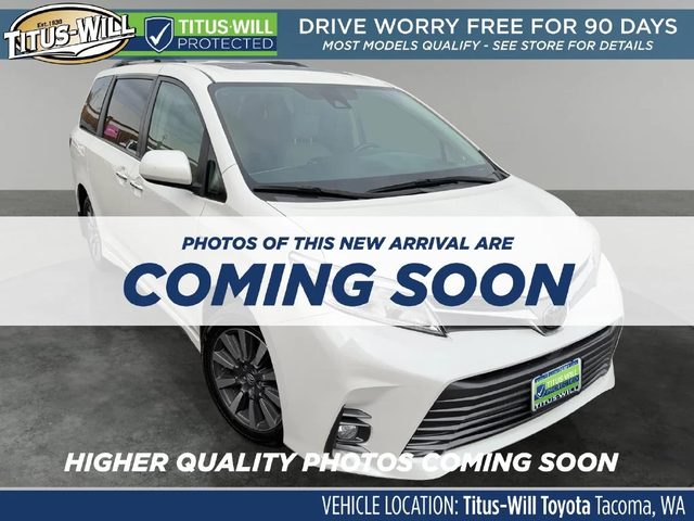 2018 Toyota Sienna XLE Premium AWD photo