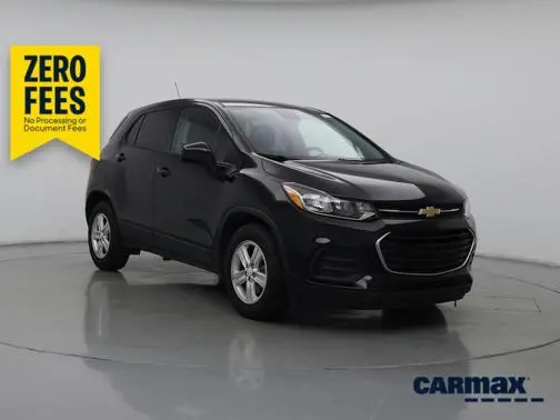 2022 Chevrolet Trax LS FWD photo