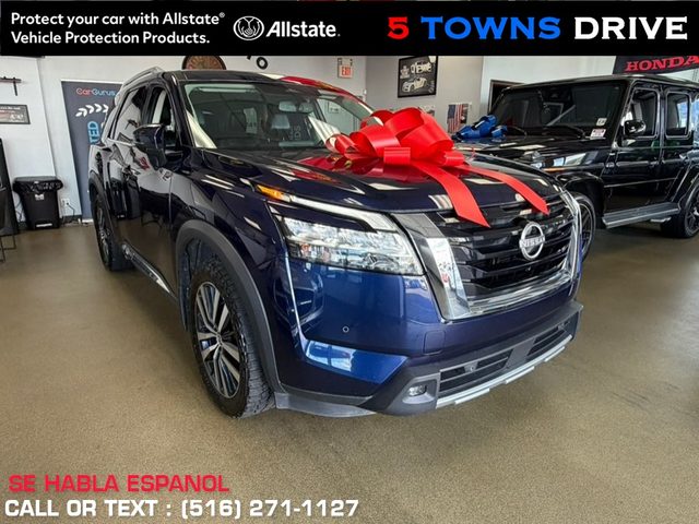 2022 Nissan Pathfinder Platinum 4WD photo