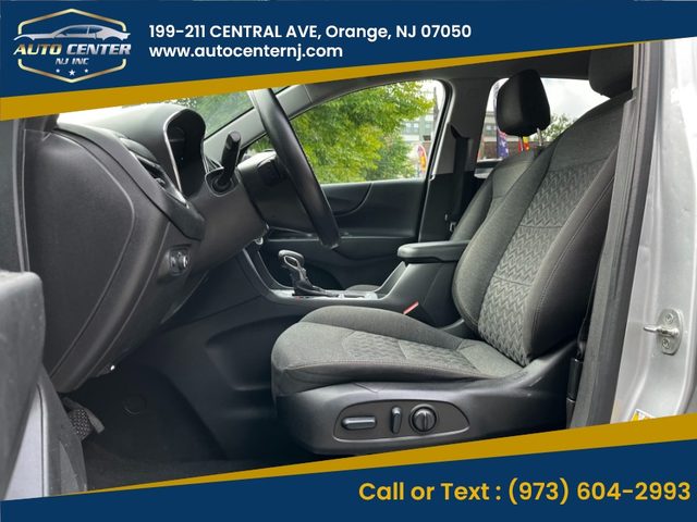 2022 Chevrolet Equinox LT FWD photo