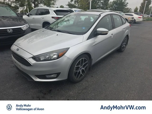 2017 Ford Focus SEL FWD photo