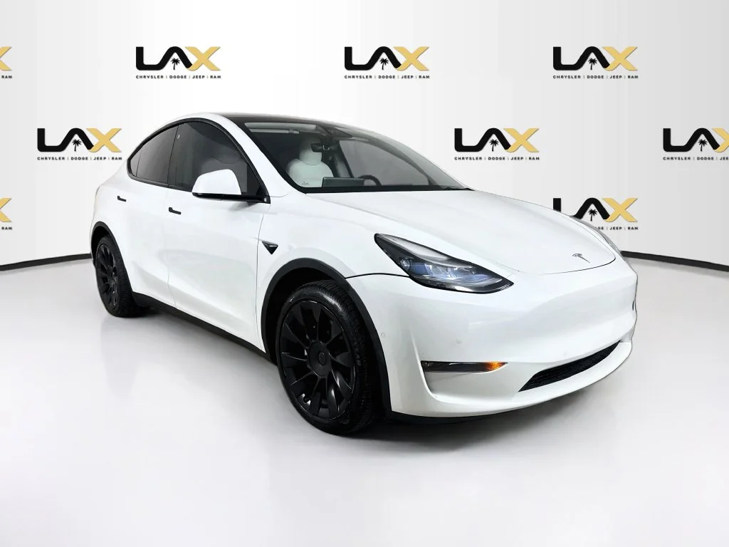2021 Tesla Model Y Long Range AWD photo