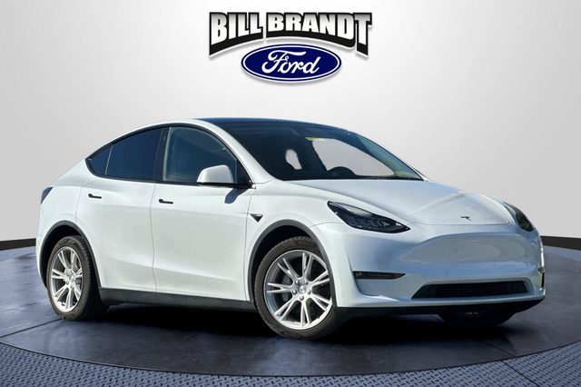 2022 Tesla Model Y Long Range AWD photo