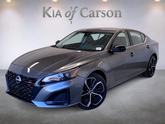 2023 Nissan Altima 2.5 SR FWD photo