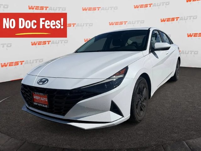 2022 Hyundai Elantra SEL FWD photo