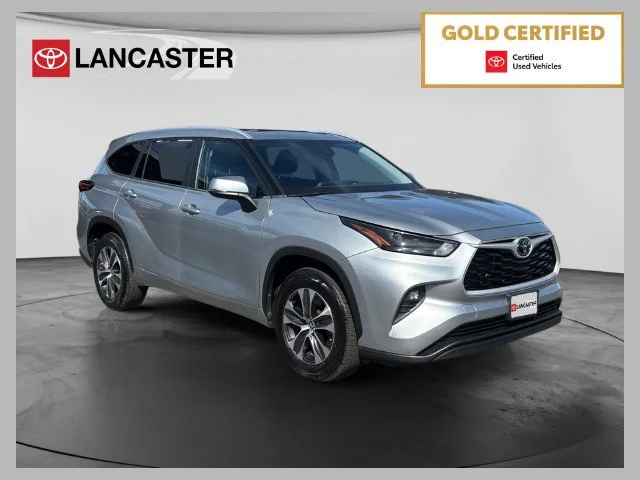 2023 Toyota Highlander XLE FWD photo