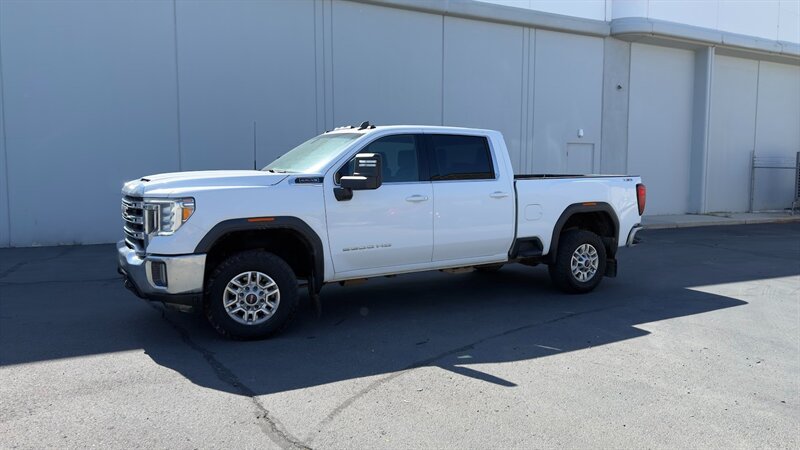 2023 GMC Sierra 2500HD SLE 4WD photo